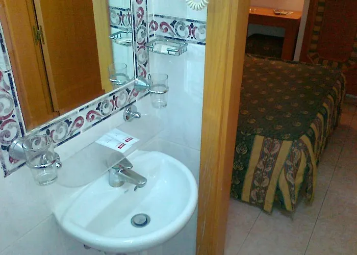 Real Caparica מלון 2*