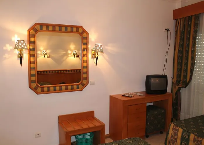 Real Caparica מלון