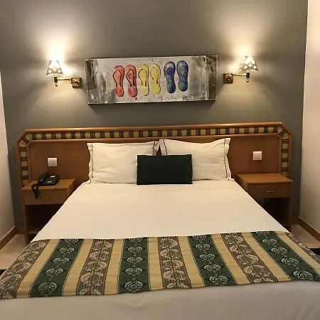 Hotel Real Caparica 2*