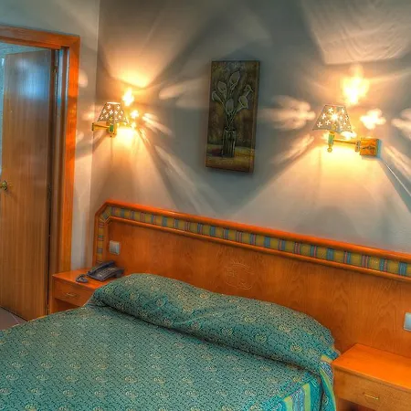 Real Caparica Hotel 2*